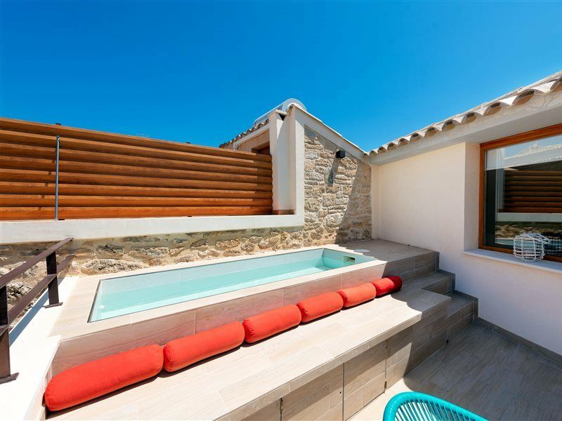 Simo Hotel 4*